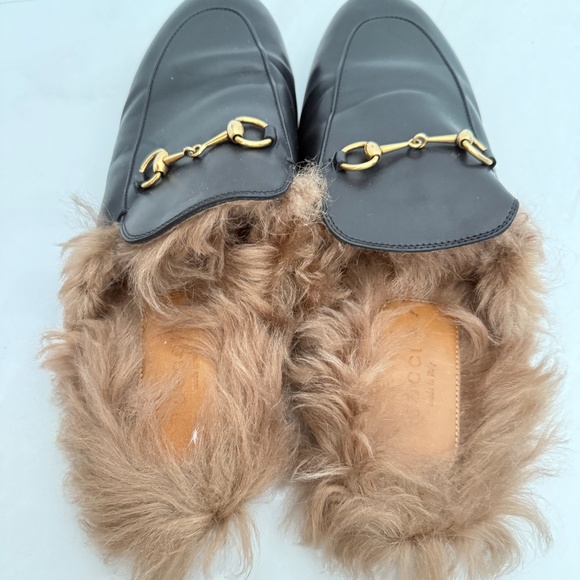 Gucci Princetown Black Leather Fur Lined Slides Shoes Mules - Picture 2 of 6